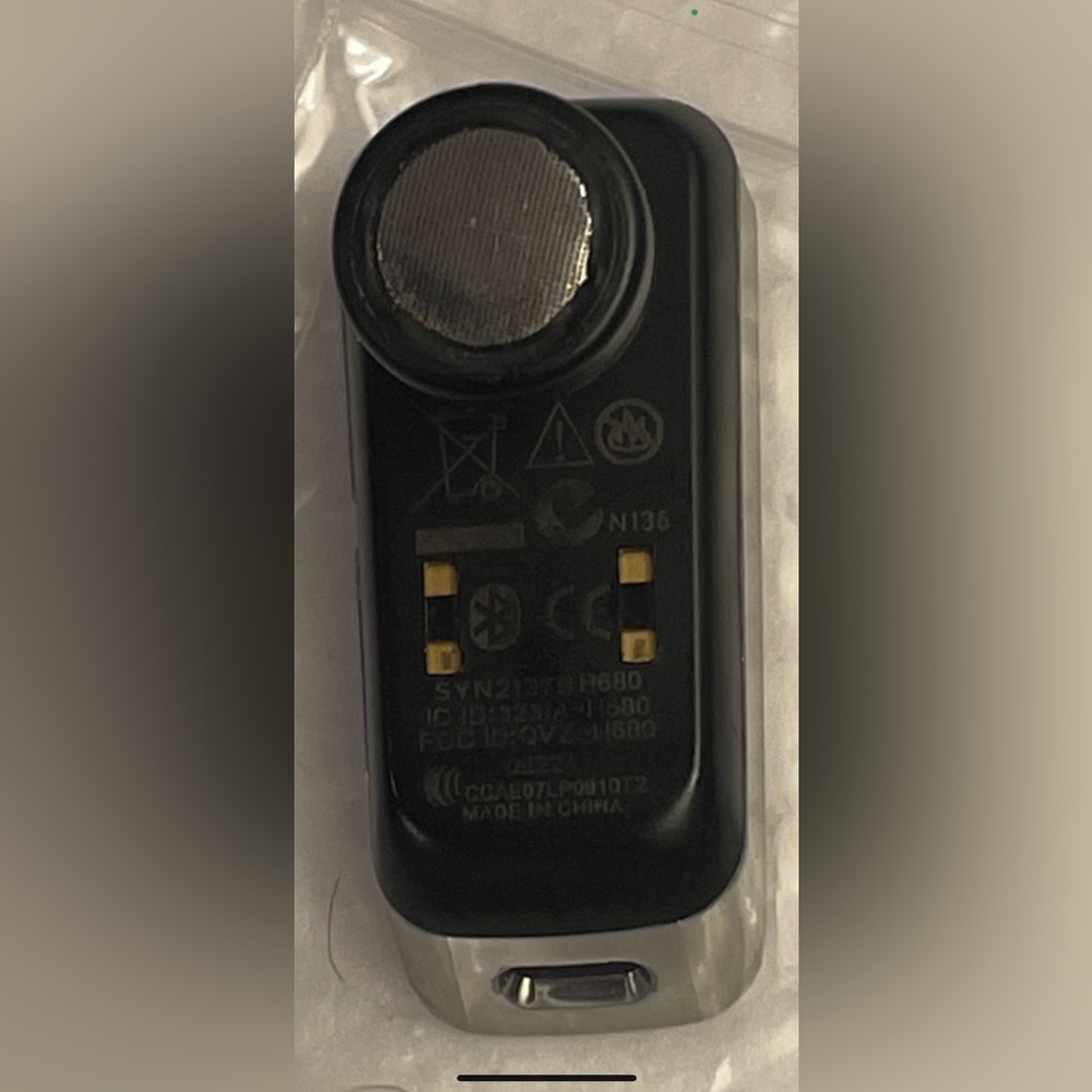 Motorola H6 80 black wireless Bluetooth headset earbud